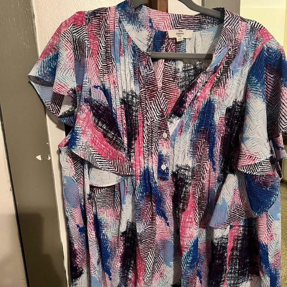 1X Entro Blue and Pink Flutter Sleeve Blouse with Mandarin Collar